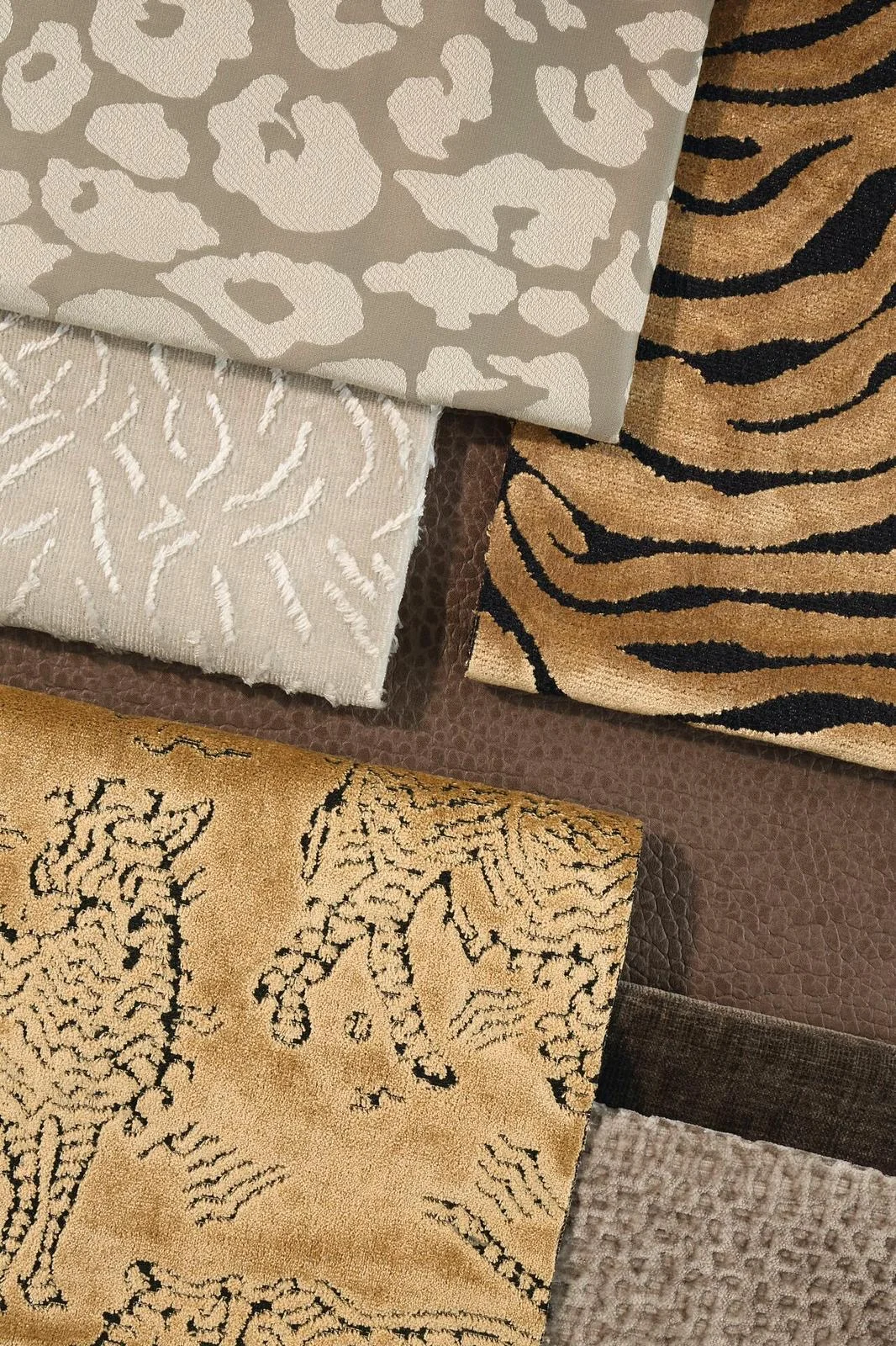 Stalen met luipaard-, zebra- en tijgerpatroon in beige en cognac uit onze collectie
